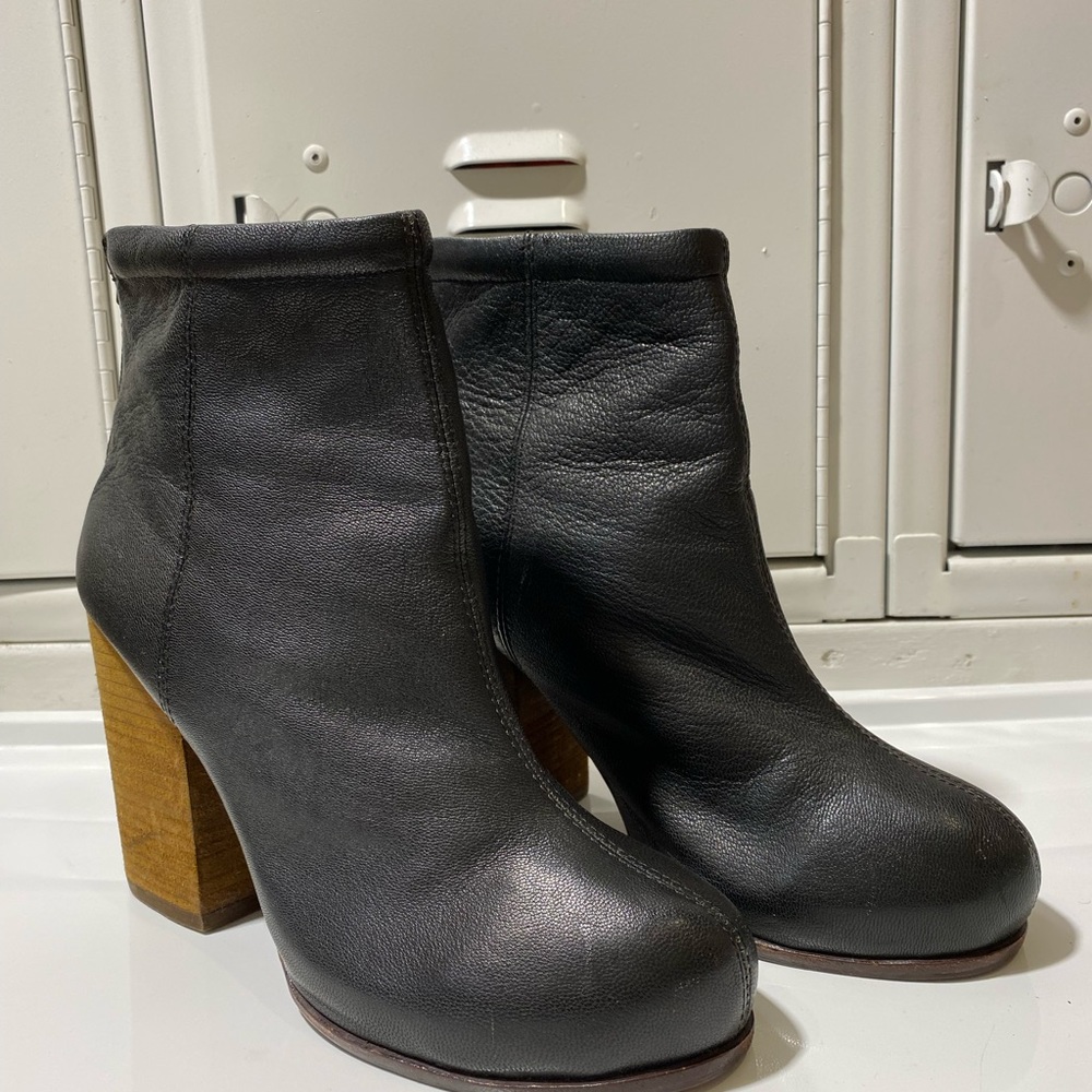 Jeffrey Campbell Rumble boot - black